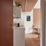 1 Apartment